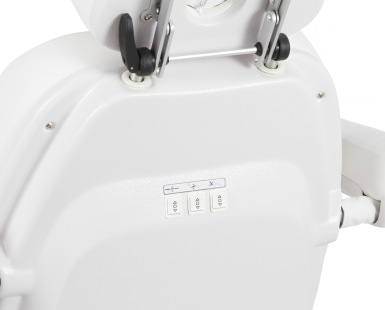 Royal Beauty behandelstoel met 3 motoren en 1 gasveer, met resetfunctie